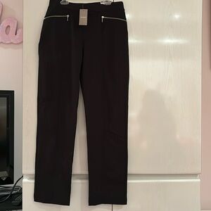 Chicos zenergy pants. Zipper detail